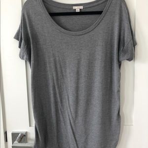 Soft gray scoop neck tee!